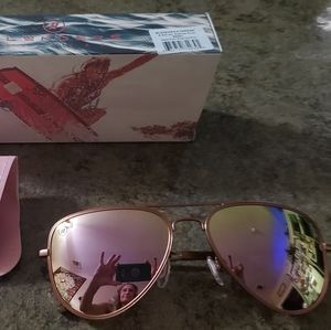 Ashley Kidd blenders sunglasses